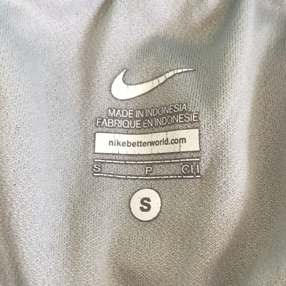 Nike running shorts - Picture 3 of 3